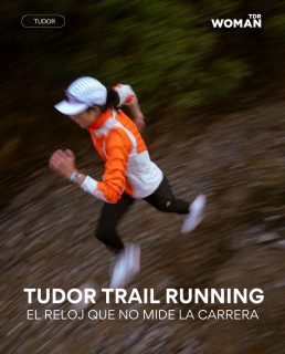 @tudorwatch trail running brings Courtney Dauwalter, Miao Yao, Rémi Bonnet and Baptiste Chassagne into its Born To Dare universe as ambassadors.

The choice makes sense in a sport where every race is measured through pace, elevation, distance and time, but where achievement never fully fits on a screen.

In this terrain, the mechanical watch is not here to replace the data. It follows the experience of those who cross the finish line after pushing body and will to the limit.

@tudorwatch  trail running suma a Courtney Dauwalter, Miao Yao, Rémi Bonnet y Baptiste Chassagne a su universo Born To Dare como embajadores.

La elección tiene sentido en un deporte donde cada carrera se mide con ritmo, desnivel, distancia y tiempo, pero donde el logro no cabe completo en una pantalla.

En este terreno, el reloj mecánico no busca reemplazar al dato: acompaña la experiencia de quienes cruzan la meta después de llevar cuerpo y voluntad al límite.

Lee más en nuestro link en bio! #linkinbio

#tudor #borntodare #tdrwoman