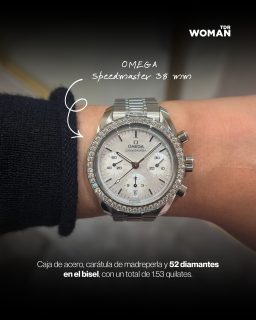 #WatchOfTheDay | When you think @omega Speedmaster, the Moonwatch naturally comes to mind — it did make it to the Moon, after all. But there’s always been more to the Speedmaster story, with the collection playing with sizes, materials and colors while keeping its unmistakable DNA.
The latest chapter? The new 38 mm Speedmasters, now in Mexico. We saw them up close, fell for them, and have all the details waiting for you at the link in bio.
#OMEGA #Speedmaster #TDRWoman